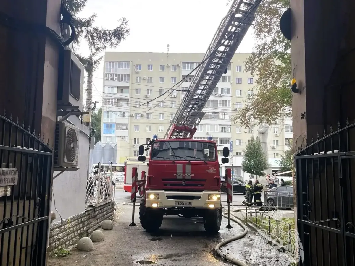 Пожар в жилом доме на улице Кольцовской в Воронеже ликвидирован